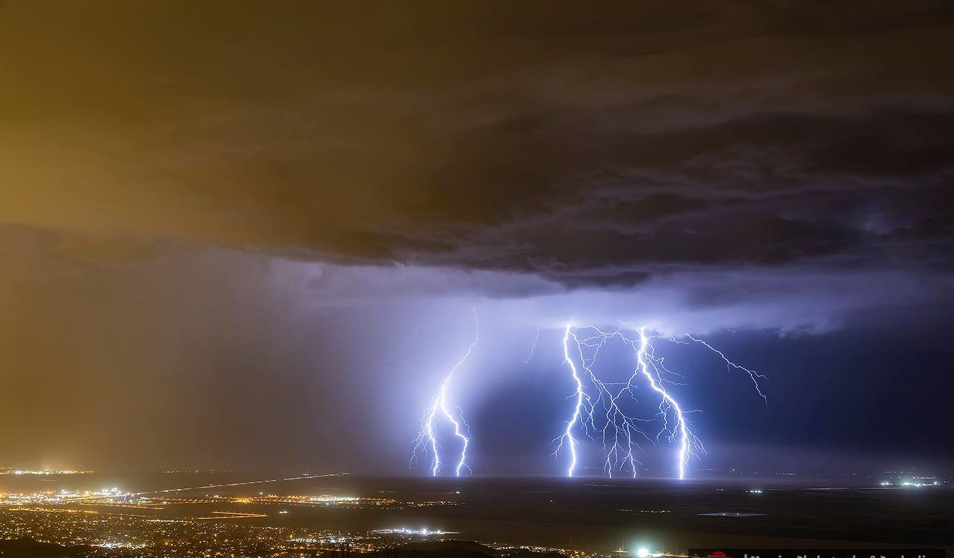 incredible lightning...